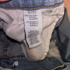 Celebrity Pink Blue Jeans with Classic Fit